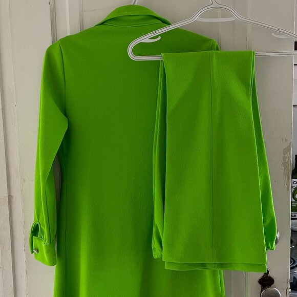 Lime Green 1970s VINTAGE PANTSUIT - Picture 2 of 9